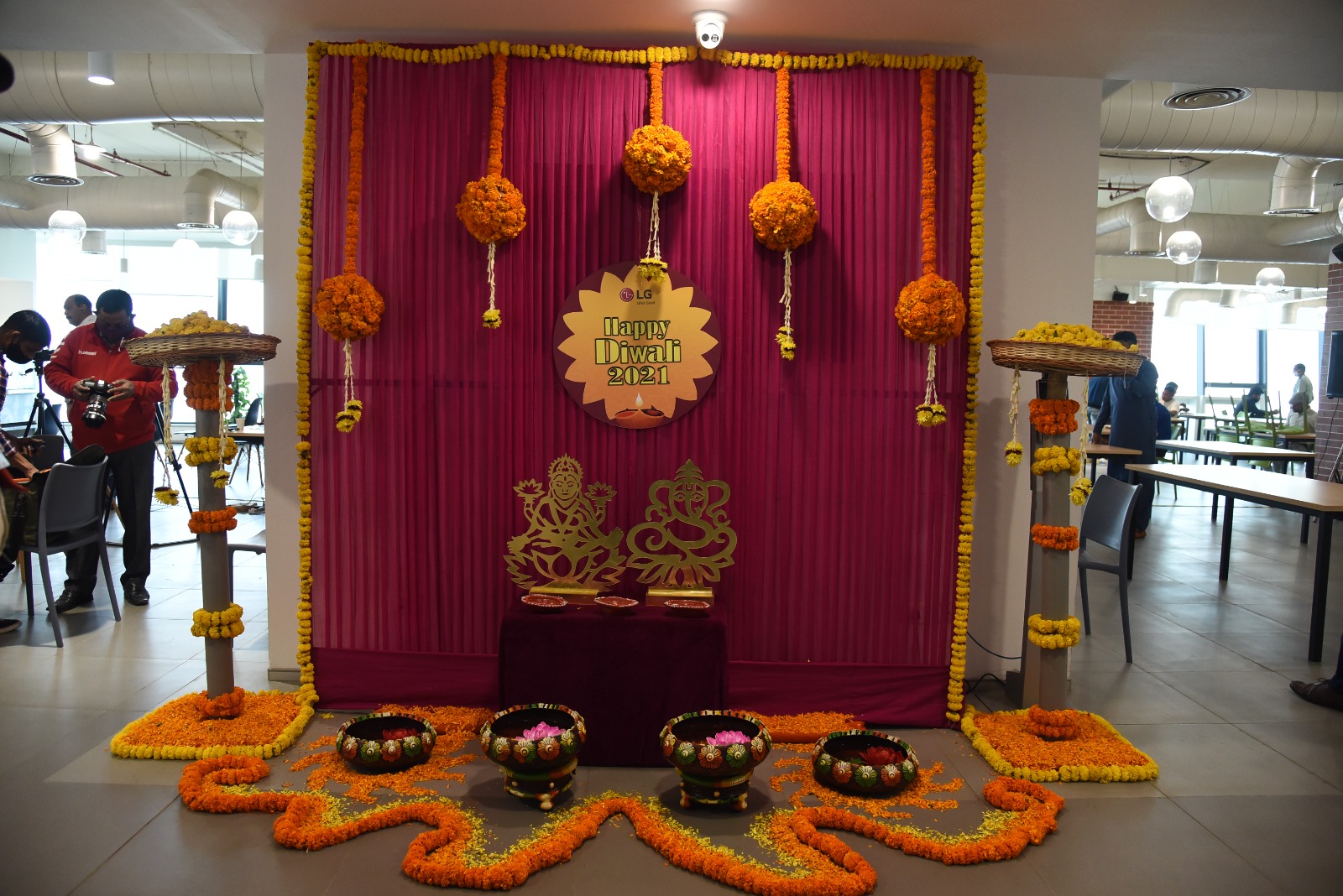 Sustainability style & personalized decor together